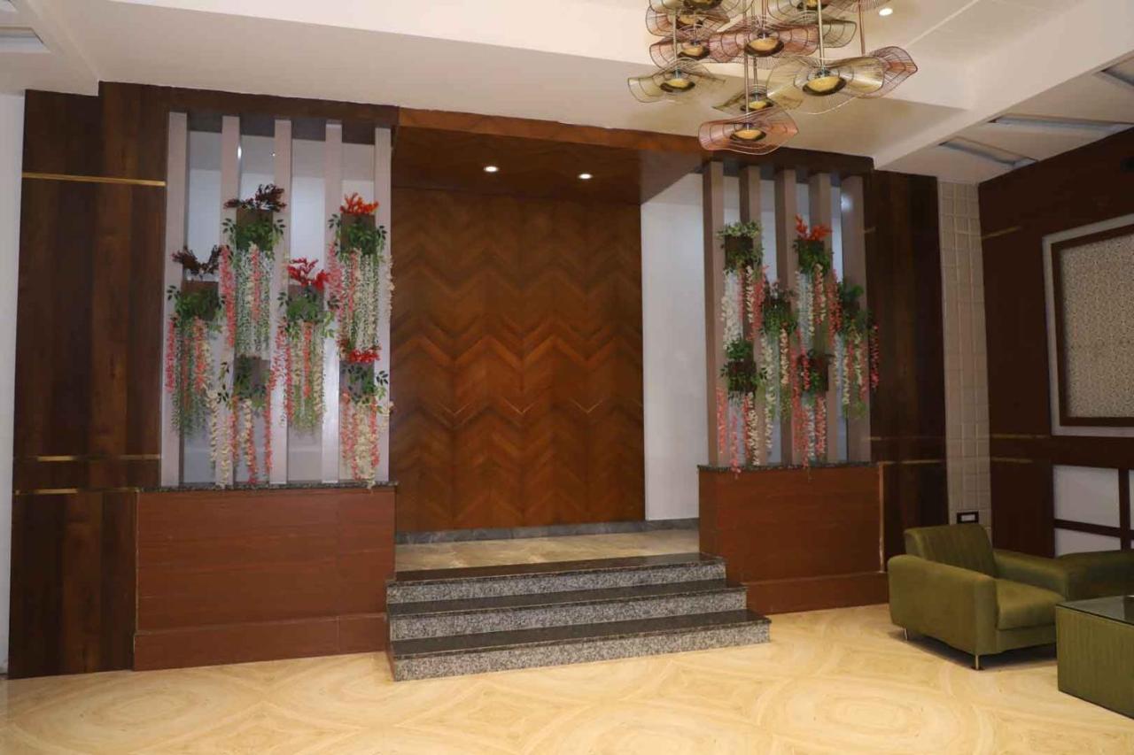 Golden Stone Resorts Alīgarh Dış mekan fotoğraf