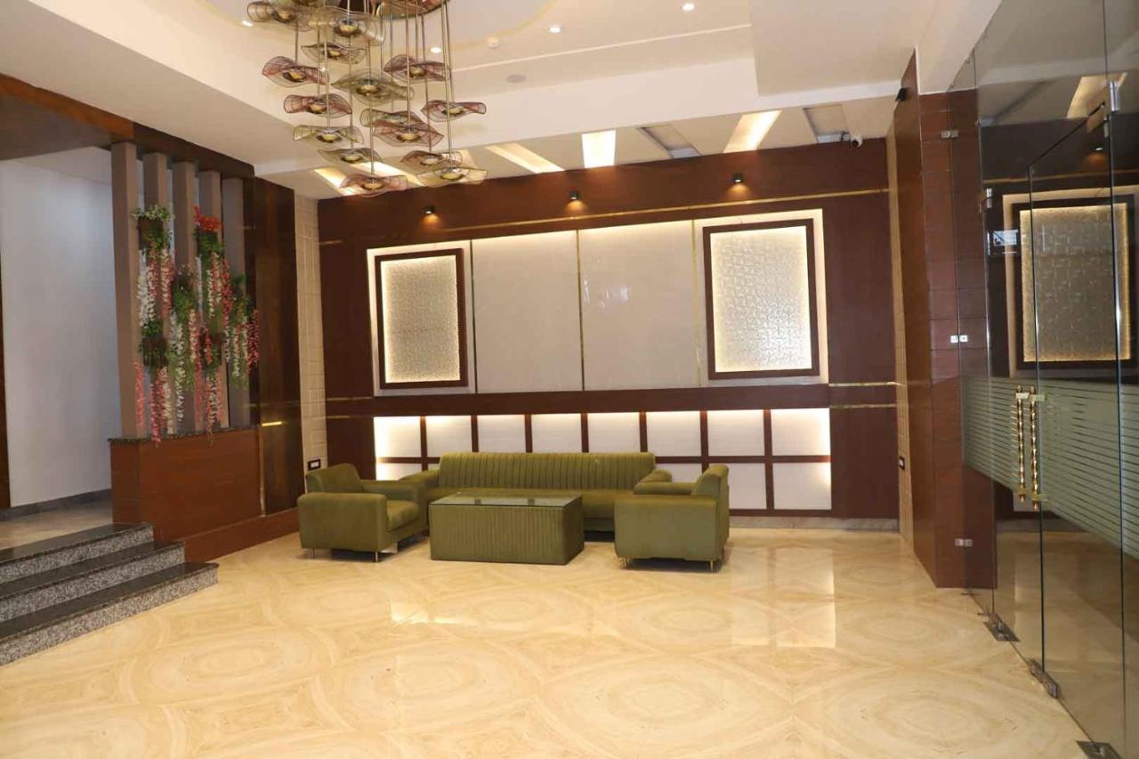 Golden Stone Resorts Alīgarh Dış mekan fotoğraf